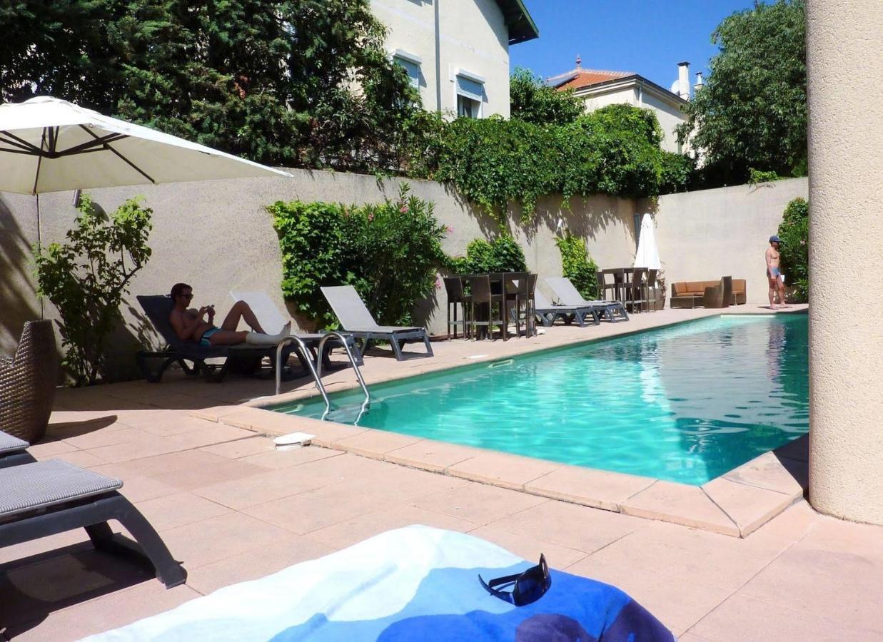 Ma Place Au Sud Aix Parking Aix-en-Provence Kültér fotó